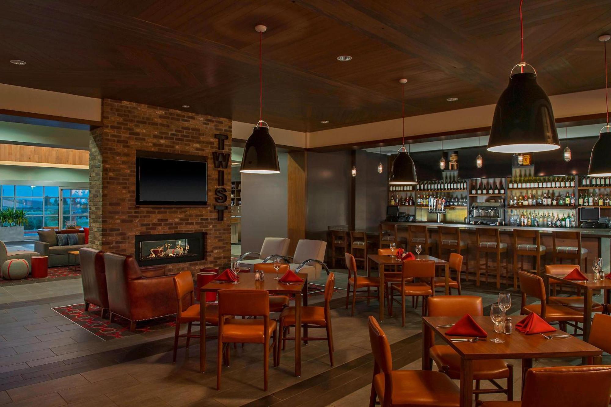 Four Points By Sheraton Midland Exterior foto